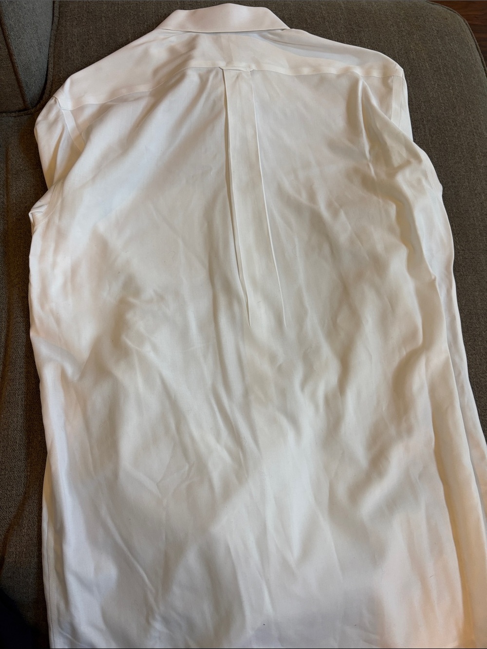 Men's White Long-Sleeve Dress Shirt with Chest Pocket - Picture 3 of 3